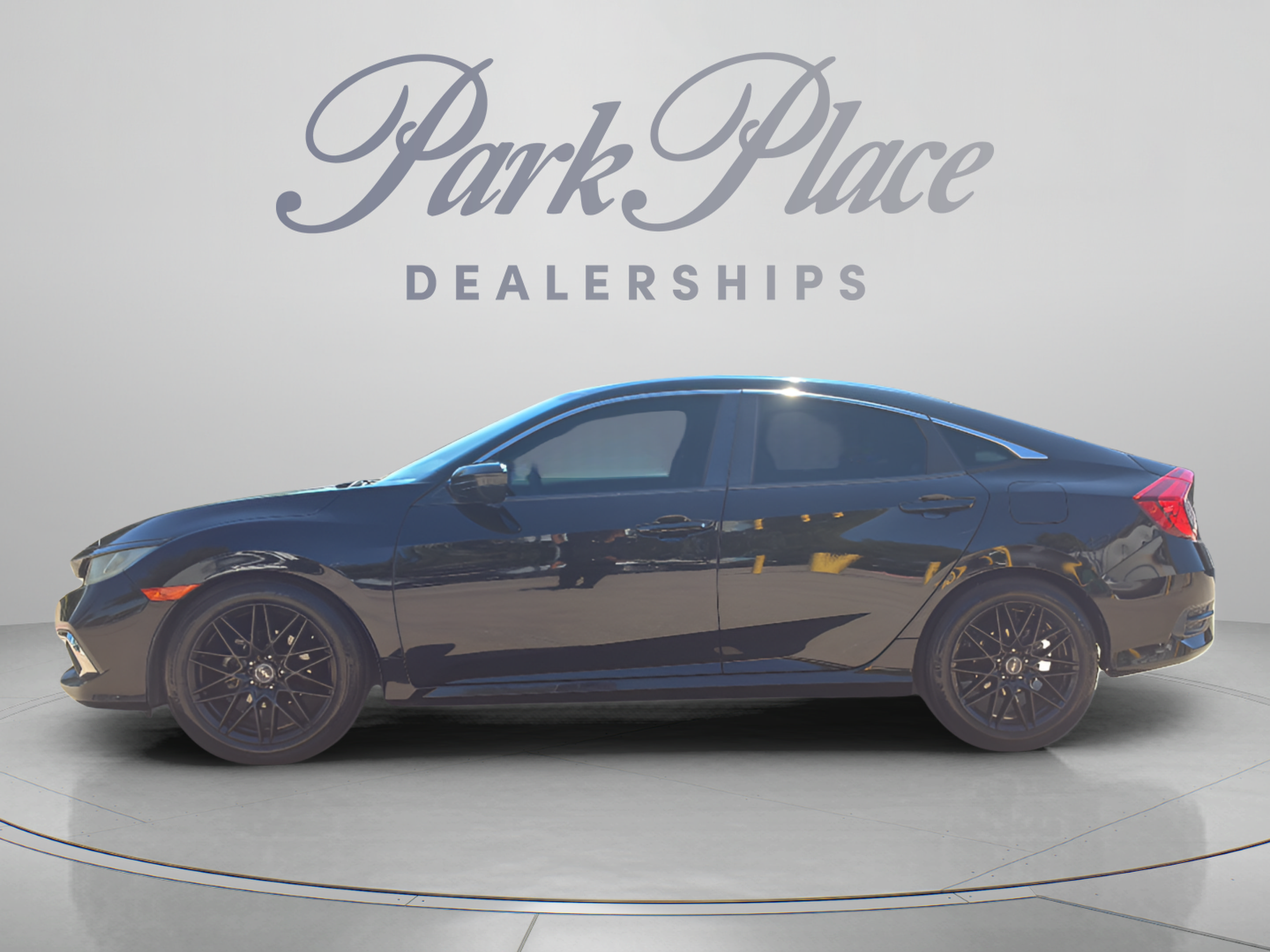 Used 2020 Honda Civic LX image 2