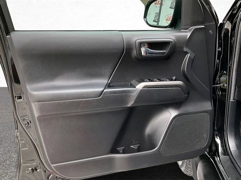 Certified 2023 Toyota Tacoma TRD Off-Road w/ Advanced Technology Package image 19