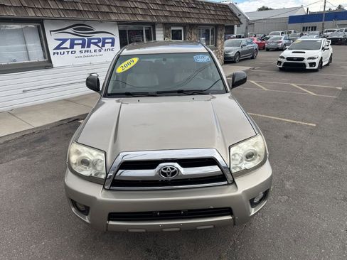 Used 2009 Toyota 4Runner SR5 image 10