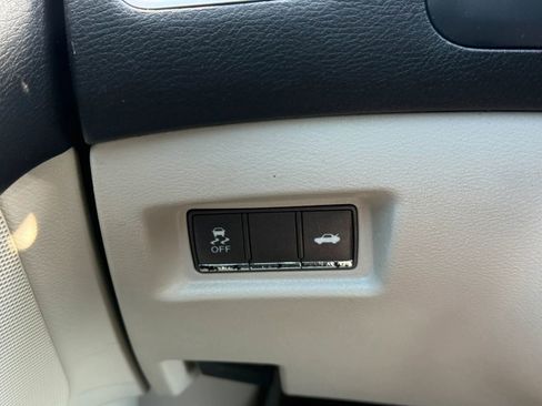 Used 2014 INFINITI Q50 2.0t w/ Moonroof Package image 22