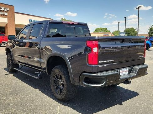 Certified 2022 Chevrolet Silverado 1500 ZR2 w/ Technology Package AWD/4WD image 3