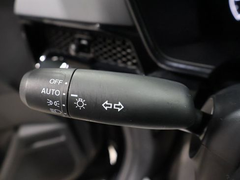 Used 2025 Honda CR-V EX-L image 39