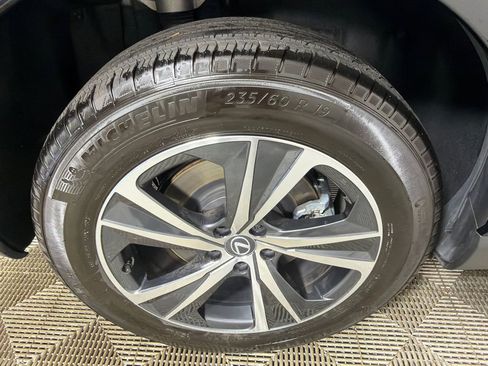 Used 2025 Lexus RX 350 FWD w/ Accessory Package image 17