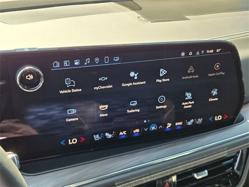 New 2025 Chevrolet Suburban Premier image 11