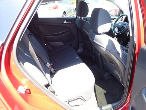 Used 2019 Hyundai Tucson SE AWD/4WD image 10