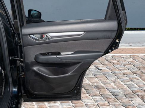 Used 2018 MAZDA CX-5 Sport image 13