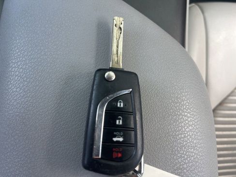 Used 2023 Toyota Camry SE image 20