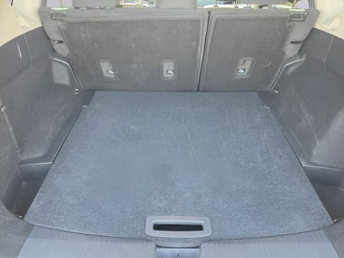 Certified 2025 Nissan Rogue SV FWD image 12
