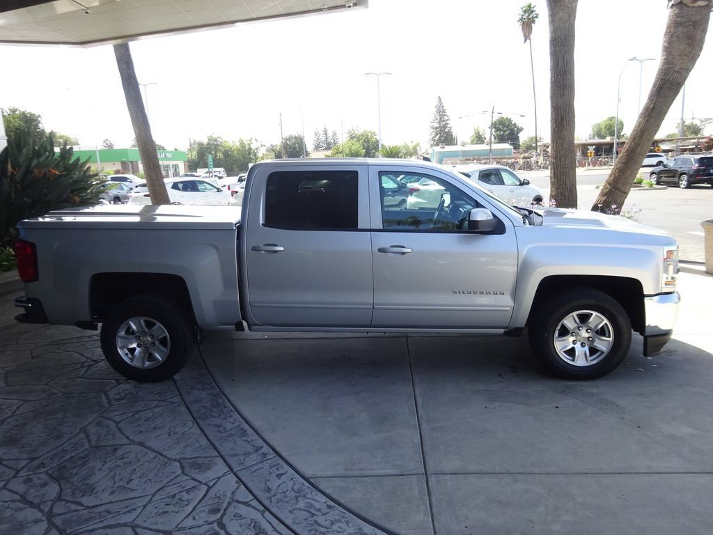Used 2018 Chevrolet Silverado 1500 LT w/ All Star Edition RWD image 8