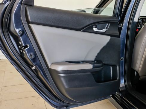 Used 2016 Honda Civic EX image 40
