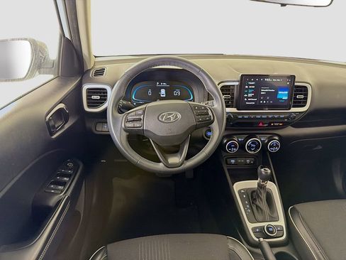 Used 2023 Hyundai Venue Limited w/ Cargo Package image 25