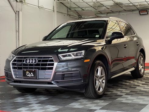 Used 2018 Audi Q5 2.0T Premium Plus w/ Premium Plus Package AWD/4WD image 3