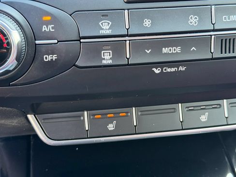 Used 2017 Kia Sorento SX FWD image 46