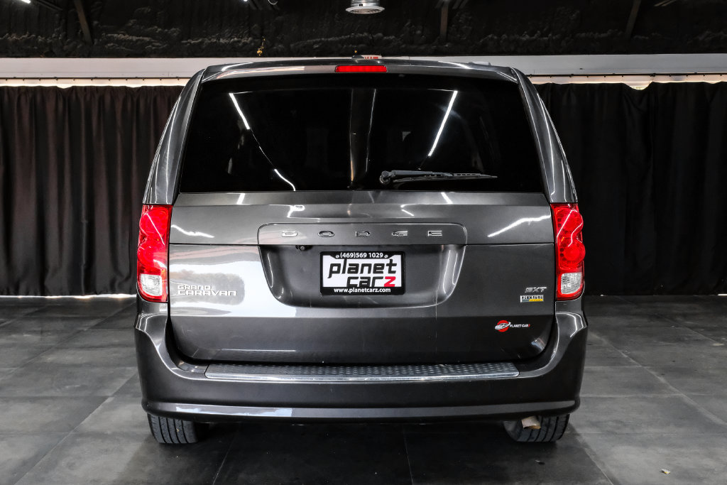 Used 2019 Dodge Grand Caravan SXT FWD image 9