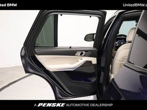 Used 2024 BMW X5 M60i w/ Executive Package AWD/4WD image 17