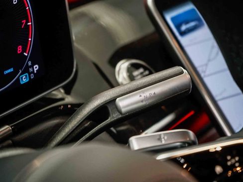 Used 2025 Mercedes-Benz S 580 S 580 image 21