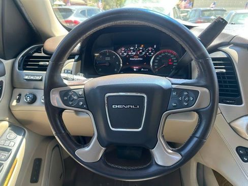 Used 2016 GMC Yukon XL Denali w/ Open Road Package AWD/4WD image 10