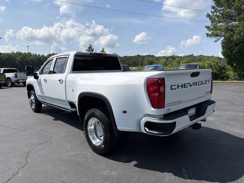 Used 2026 Chevrolet Silverado 3500 High Country w/ Technology Package AWD/4WD image 7
