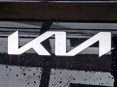 Used 2023 Kia Sportage SX image 31