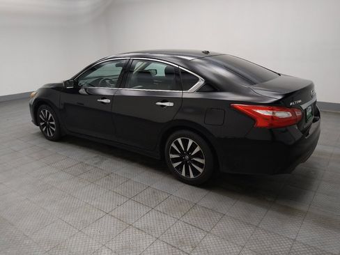 Used 2017 Nissan Altima 2.5 SV image 3