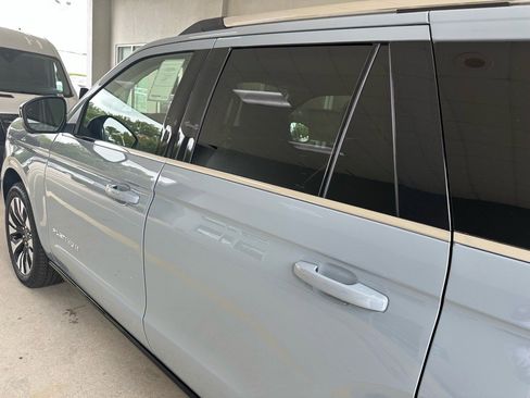 New 2025 Ford Expedition Platinum w/ Driver's Package image 14