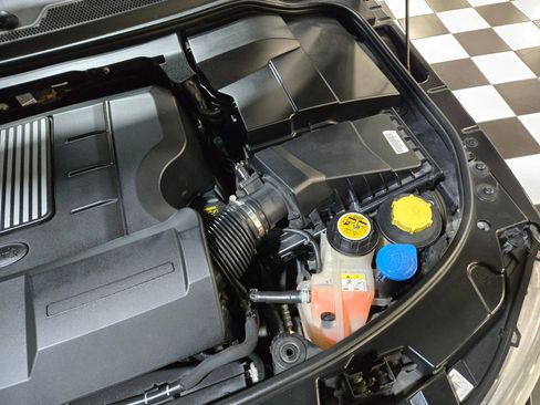 Used 2015 Land Rover LR4 HSE LUX image 53