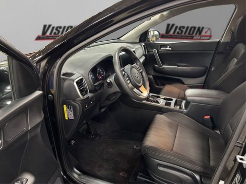 Used 2022 Kia Sportage LX FWD image 9