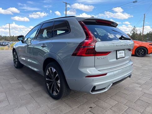 Used 2026 Volvo XC60 B5 Plus AWD/4WD image 5