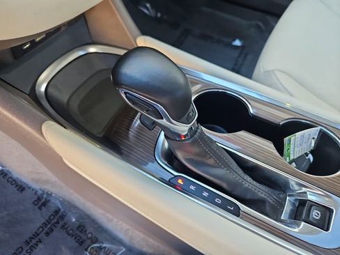 Used 2024 Chevrolet Malibu LT image 27