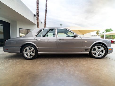 Used 2005 Bentley Arnage T RWD image 6