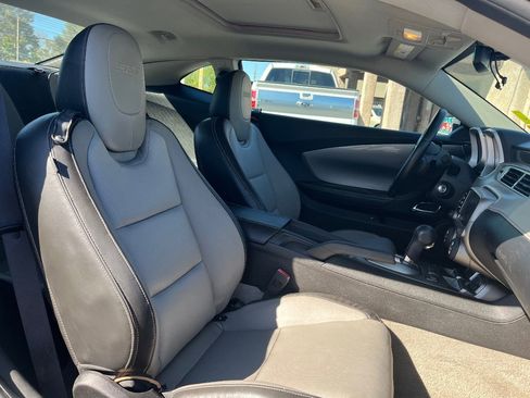 Used 2014 Chevrolet Camaro SS image 33