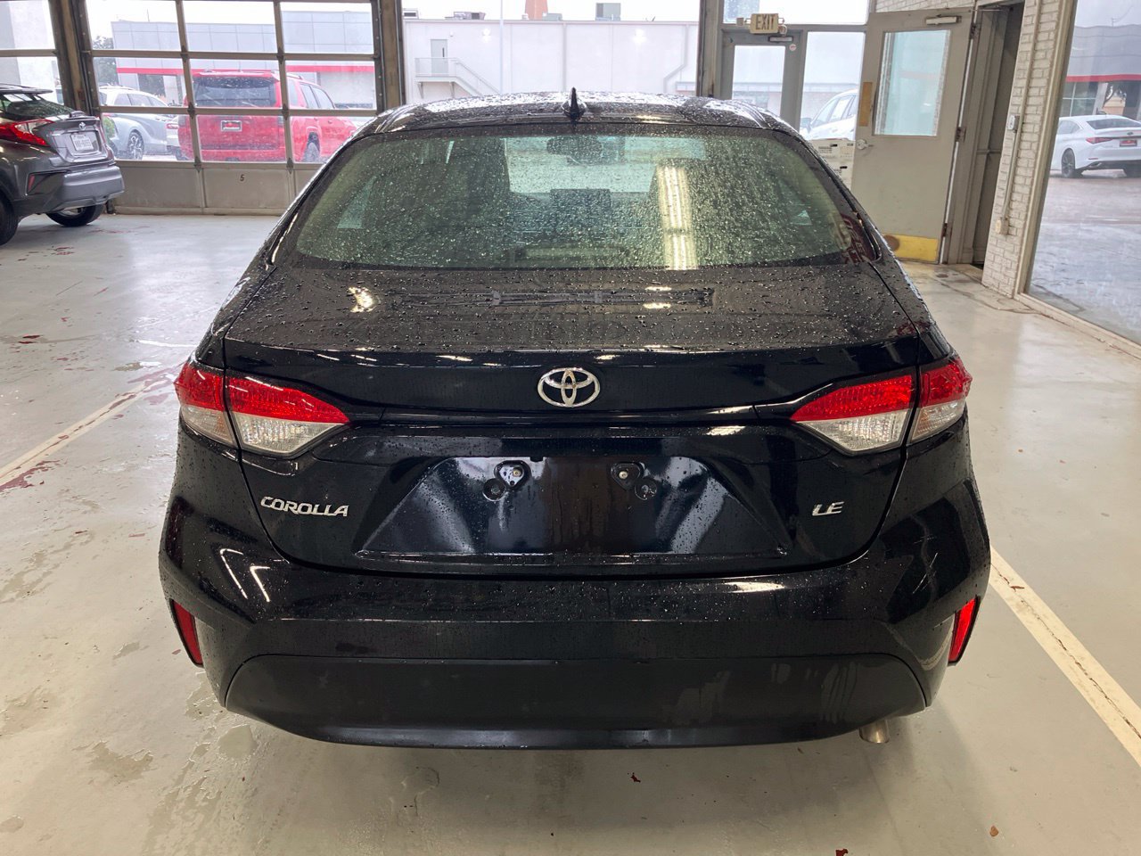 Used 2025 Toyota Corolla LE FWD image 5