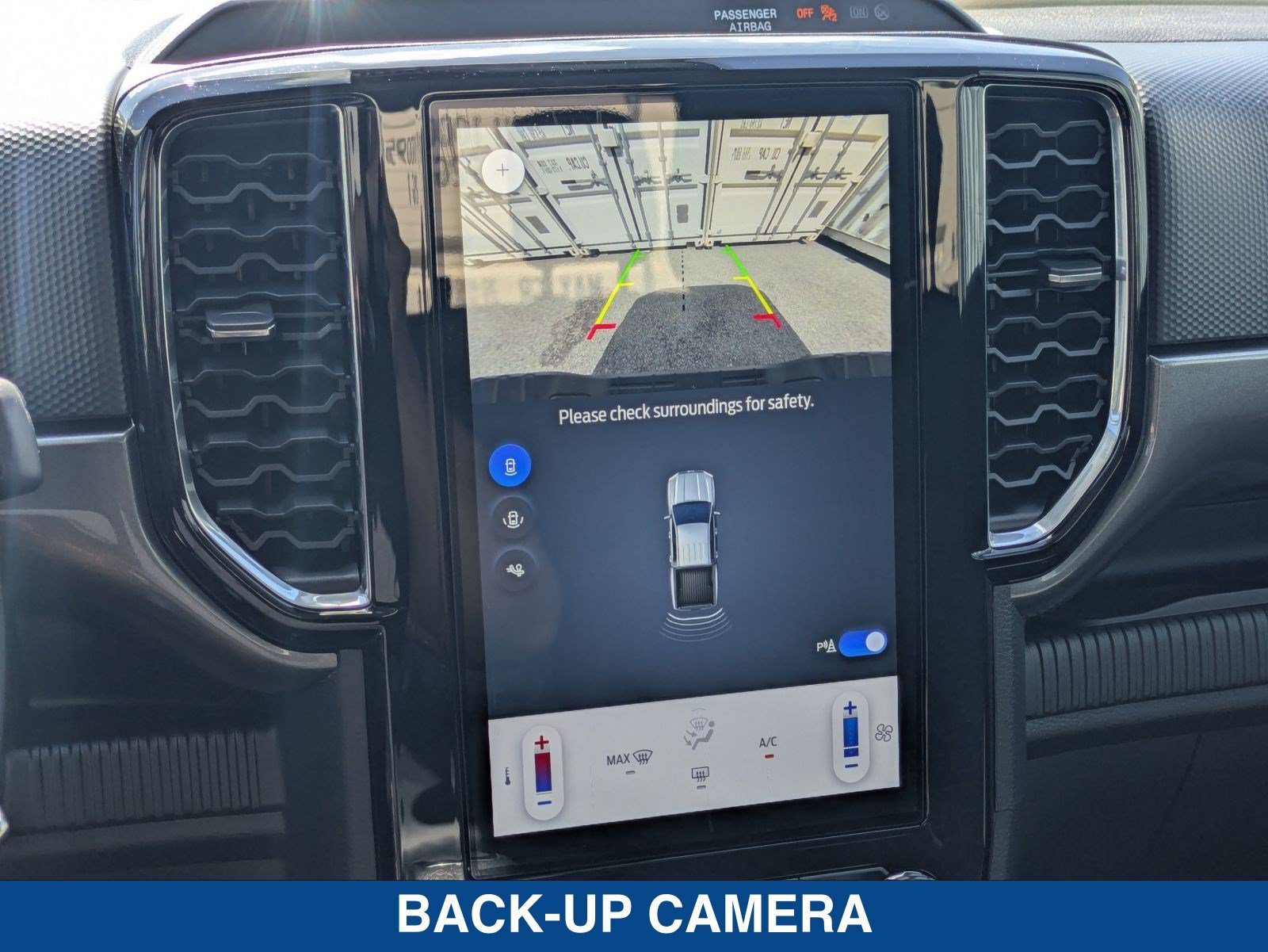New 2026 Ford Ranger XLT w/ Black Appearance Package RWD image 32