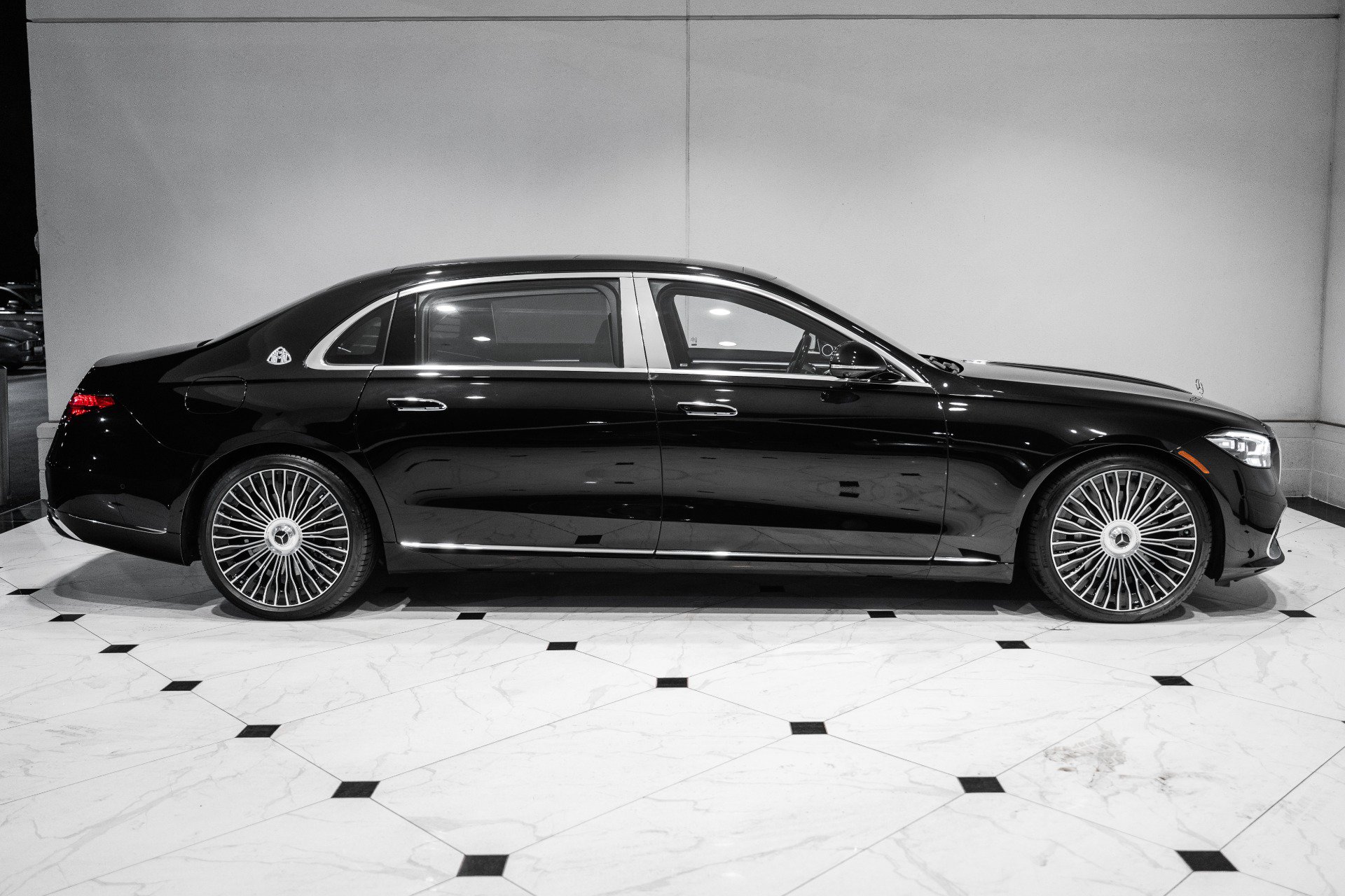 Used 2024 Mercedes-Benz Maybach S 580 4MATIC image 6