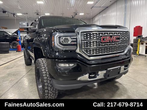 Used 2018 GMC Sierra 1500 Denali w/ Denali Ultimate Package image 29