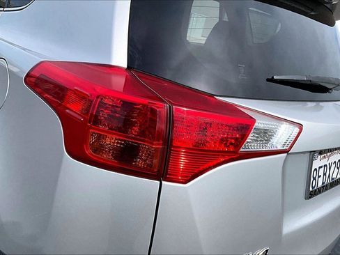 Used 2015 Toyota RAV4 XLE image 28