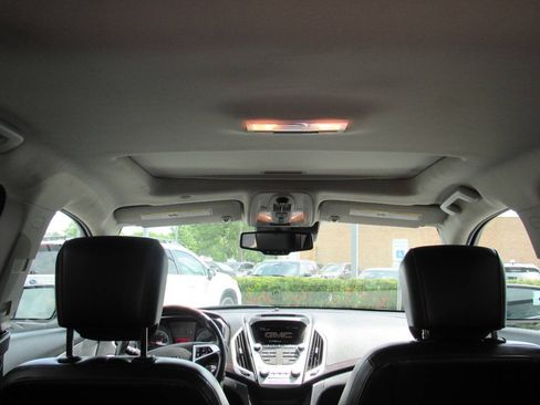 Used 2015 GMC Terrain Denali FWD image 25