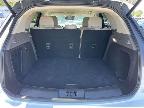 Used 2022 Lincoln Corsair FWD image 9