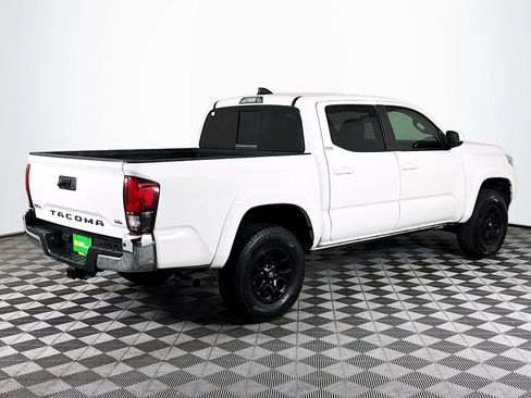 Used 2020 Toyota Tacoma SR5 image 10