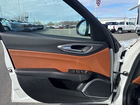 Used 2019 Alfa Romeo Giulia Ti Sport w/ Quick Order Package 22U Sport image 24