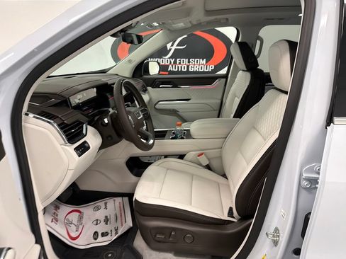 New 2026 GMC Acadia Denali w/ Super Cruise Package FWD image 8