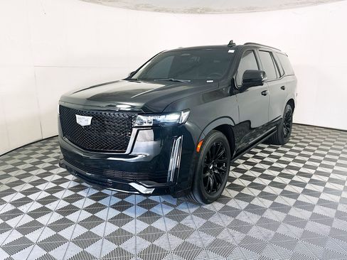 Used 2024 Cadillac Escalade Sport Platinum w/ LPO, ONYX Package AWD/4WD image 7