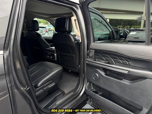 Used 2020 Ford Expedition Max Platinum RWD image 31