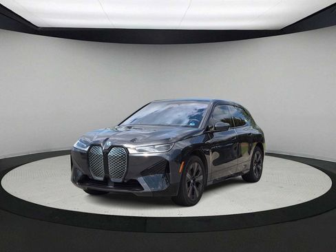 Used 2025 BMW iX xDrive50 AWD/4WD image 4