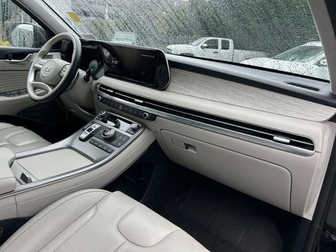 Used 2023 Hyundai Palisade Calligraphy image 26
