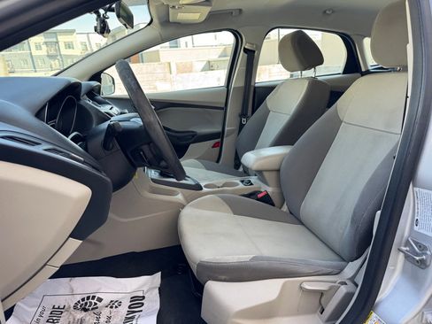 Used 2014 Ford Focus SE image 11