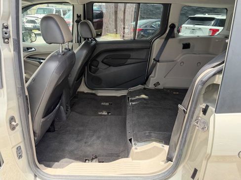 Used 2015 Ford Transit Connect XLT FWD image 12