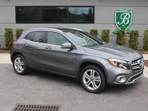 Used 2018 Mercedes-Benz GLA 250 image 2