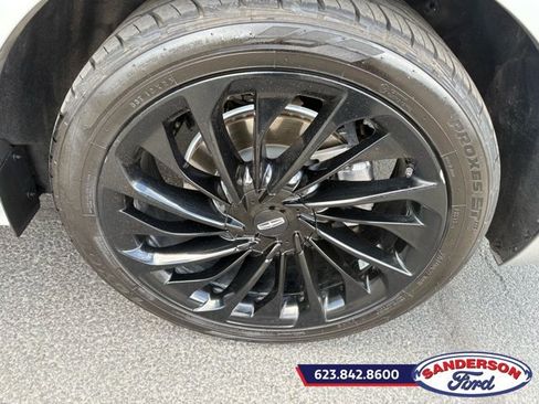 Used 2024 Lincoln Aviator Reserve w/ Jet Package RWD image 10