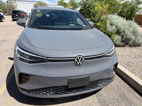 Used 2024 Volkswagen ID.4 2WD image 12